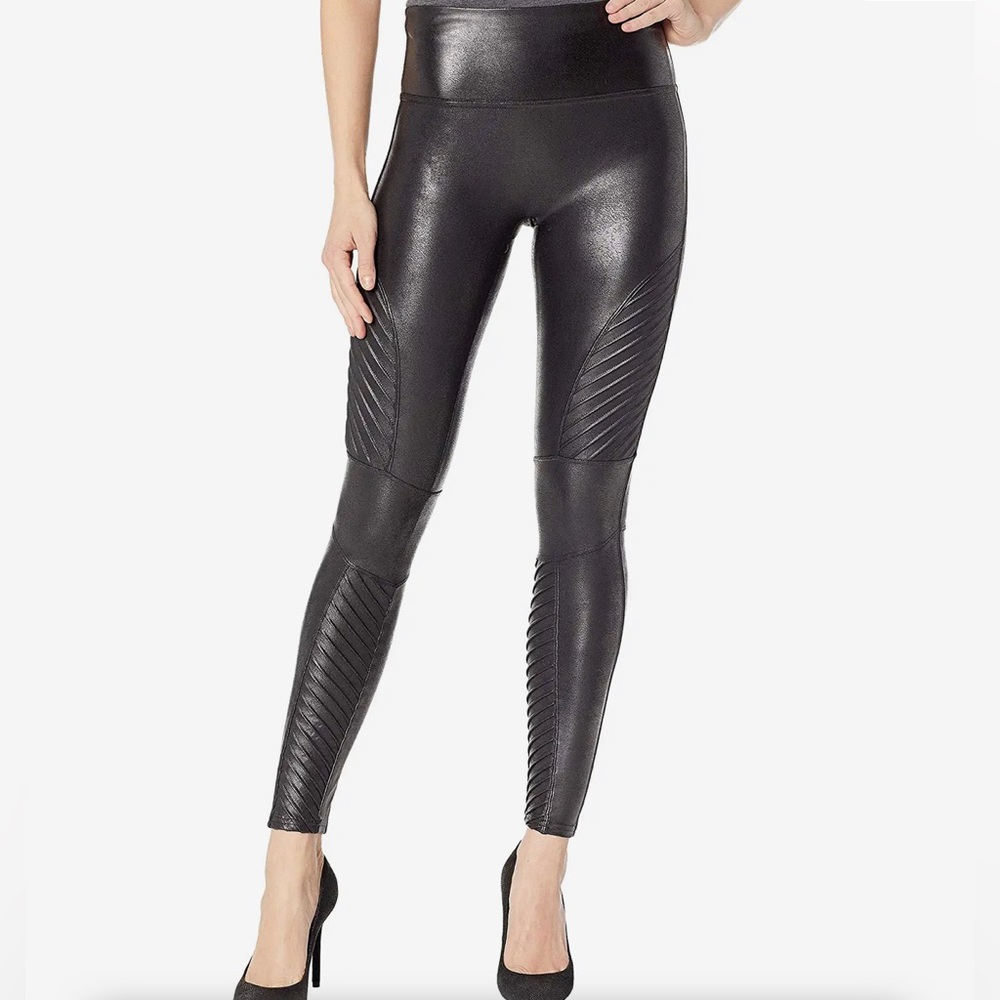 Spanx Faux Leather Moto women's leggings. Great shape!